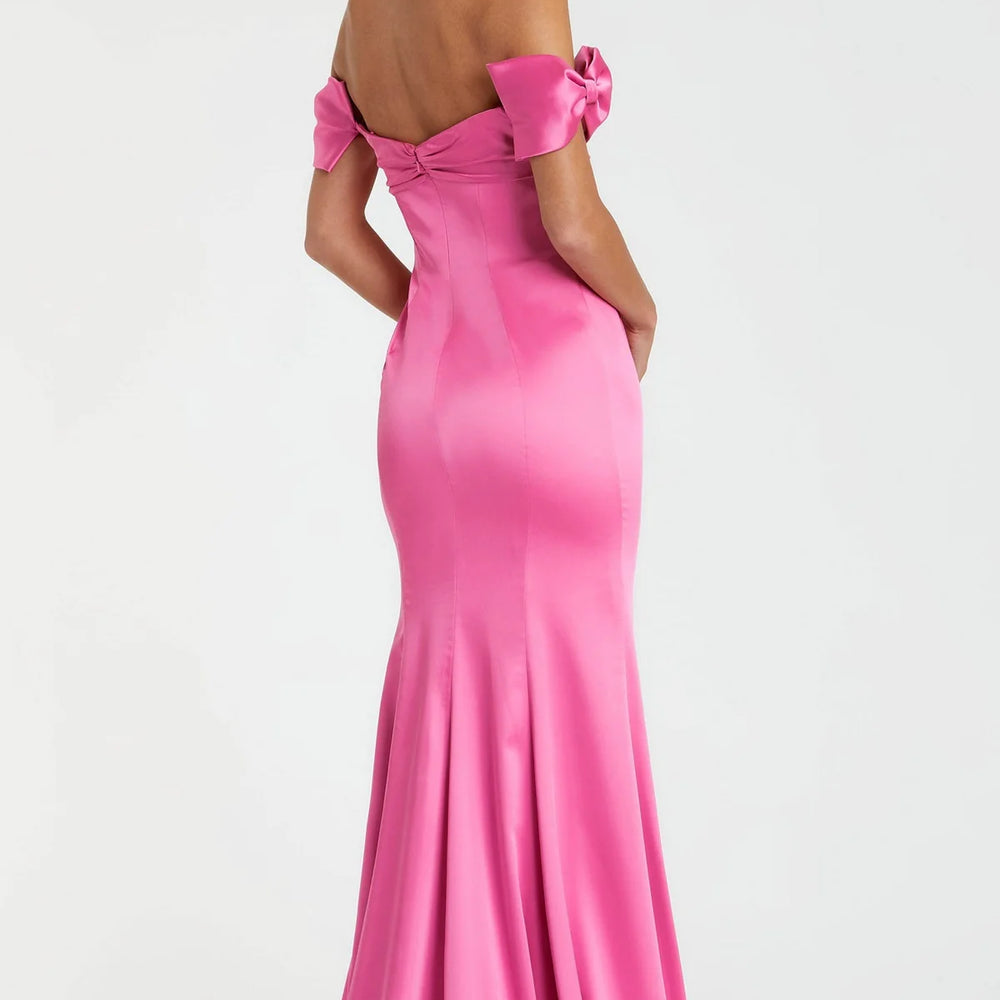 
                  
                    Vestido Moño
                  
                